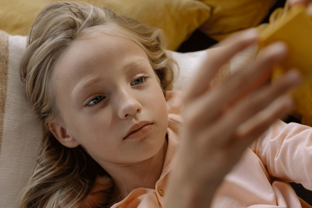 Should Parents Check Their Teen’s Phone? A Balanced Approach