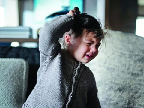 Why Does My Toddler Hit Me? What Parents Should Do Instead