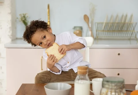 Why Your Child Fears Food Textures (and How to Help)