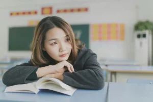 How to Deal with an Unmotivated Teenager: A Practical Strategy