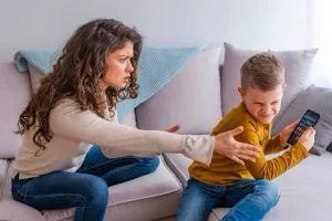How to Deal With Child Screen Addiction